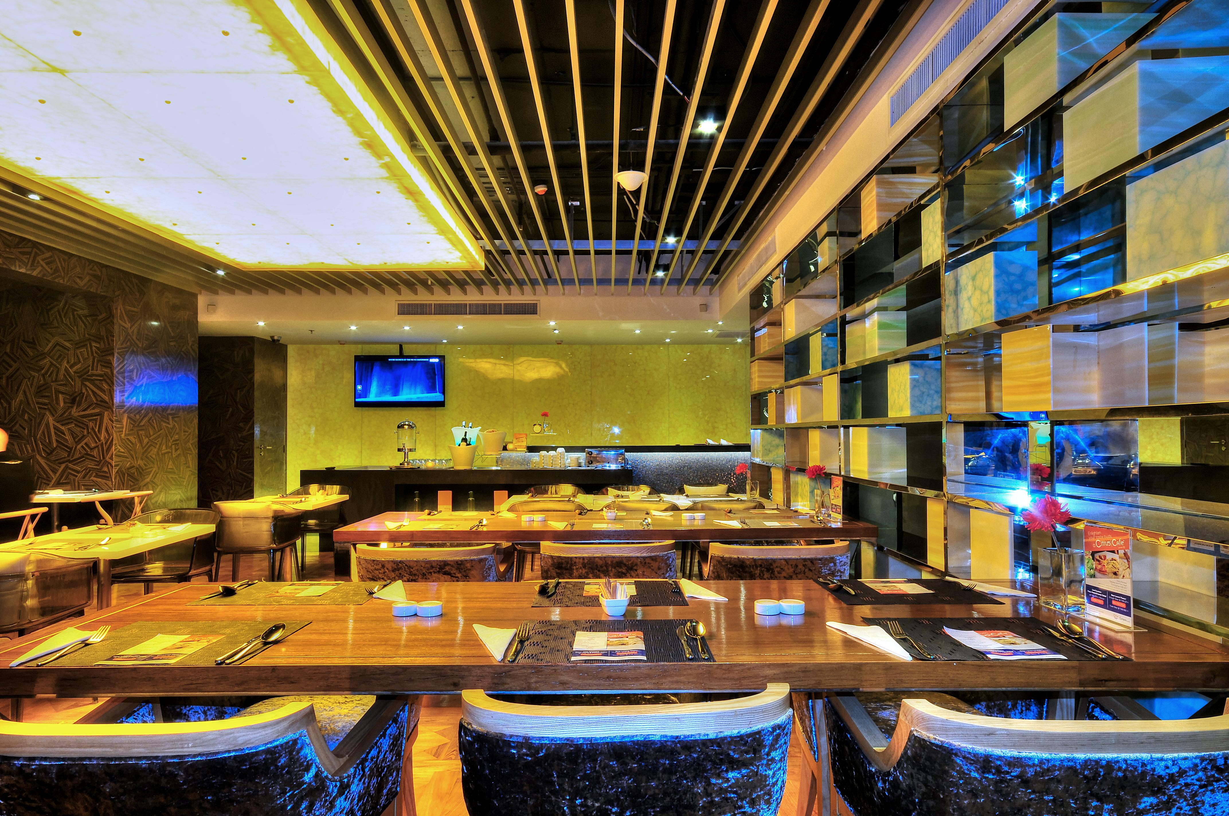 Отель Citrus Sukhumvit 13 Nana Bangkok By Compass Hospitality - Newly Renovated Экстерьер фото